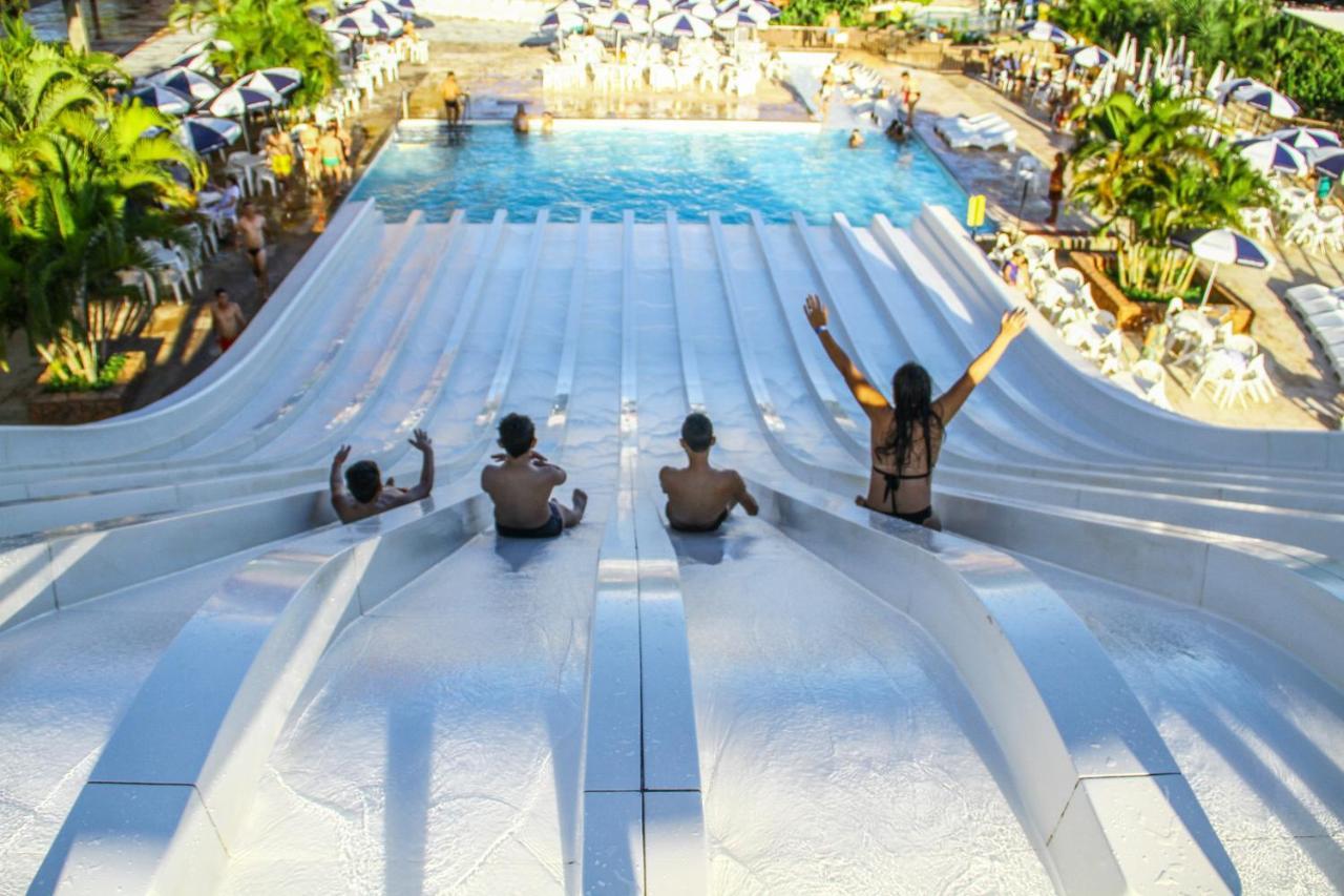 Villas Diroma Com Um Dia No Acqua Park, Splash E Slide Caldas Novas Zewnętrze zdjęcie
