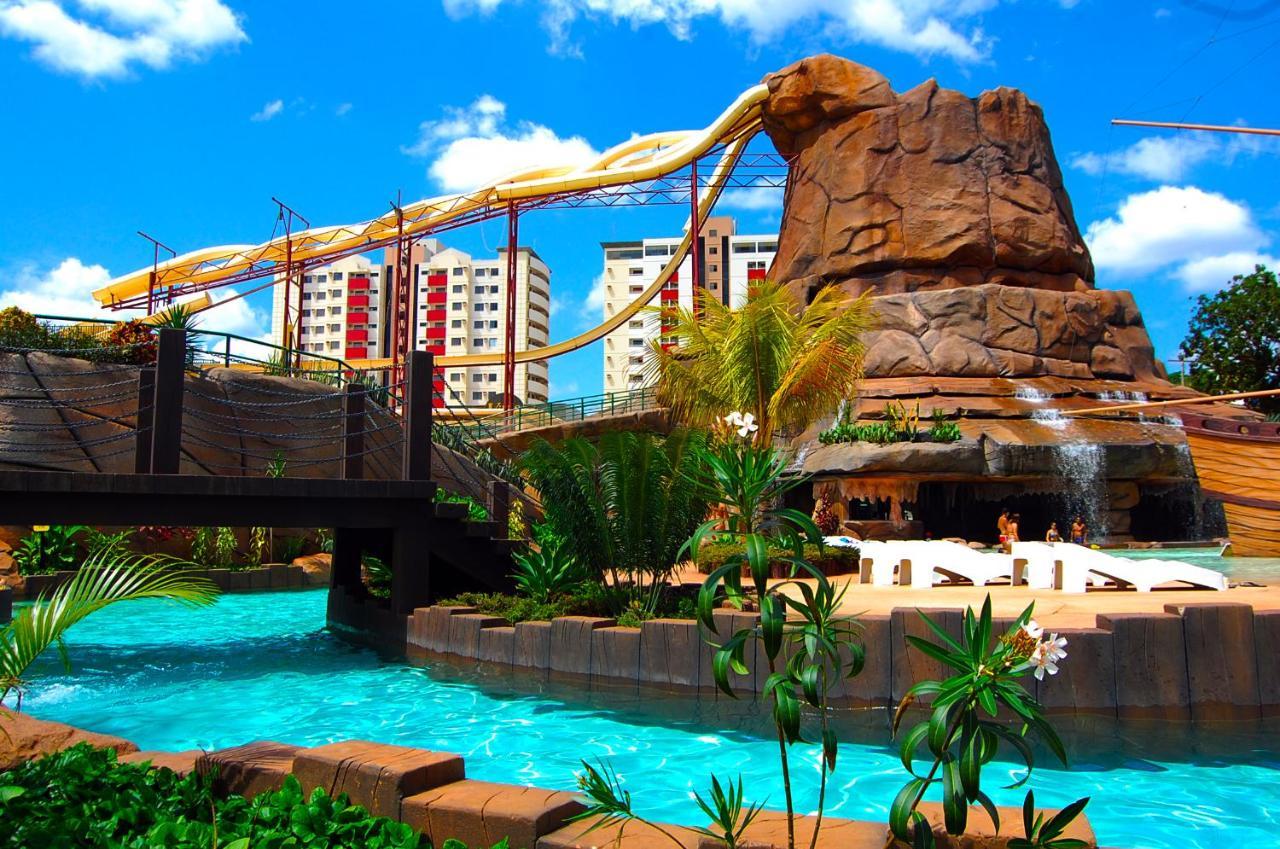 Villas Diroma Com Um Dia No Acqua Park, Splash E Slide Caldas Novas Zewnętrze zdjęcie
