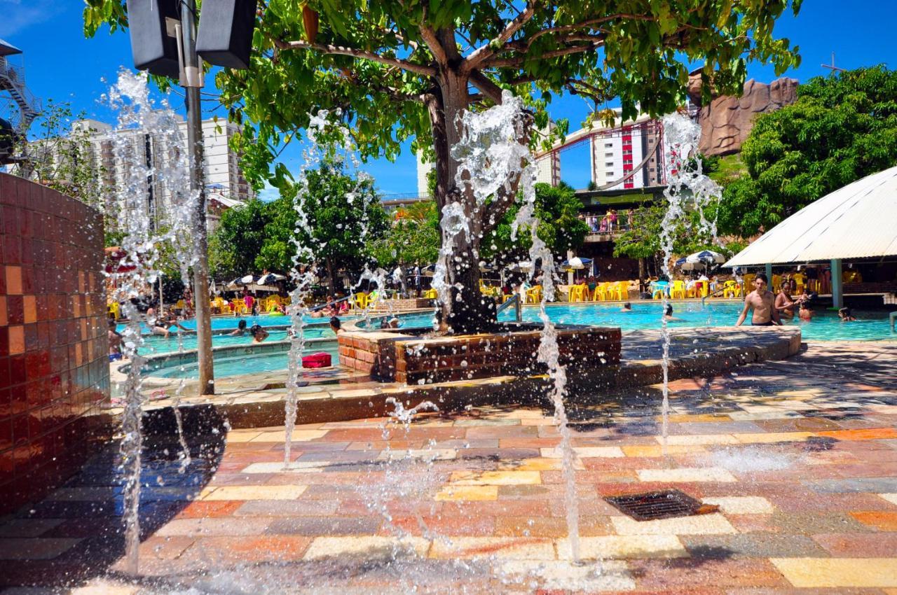 Villas Diroma Com Um Dia No Acqua Park, Splash E Slide Caldas Novas Zewnętrze zdjęcie