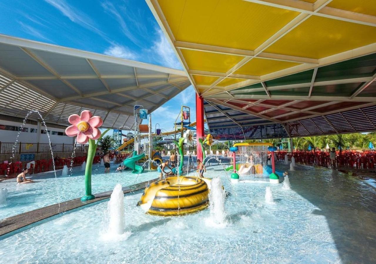 Villas Diroma Com Um Dia No Acqua Park, Splash E Slide Caldas Novas Zewnętrze zdjęcie